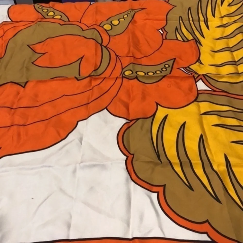 Pierre‎ Cardin Paris Silk Scarf big flower . 30x29 VTG . I had this for 20+ year